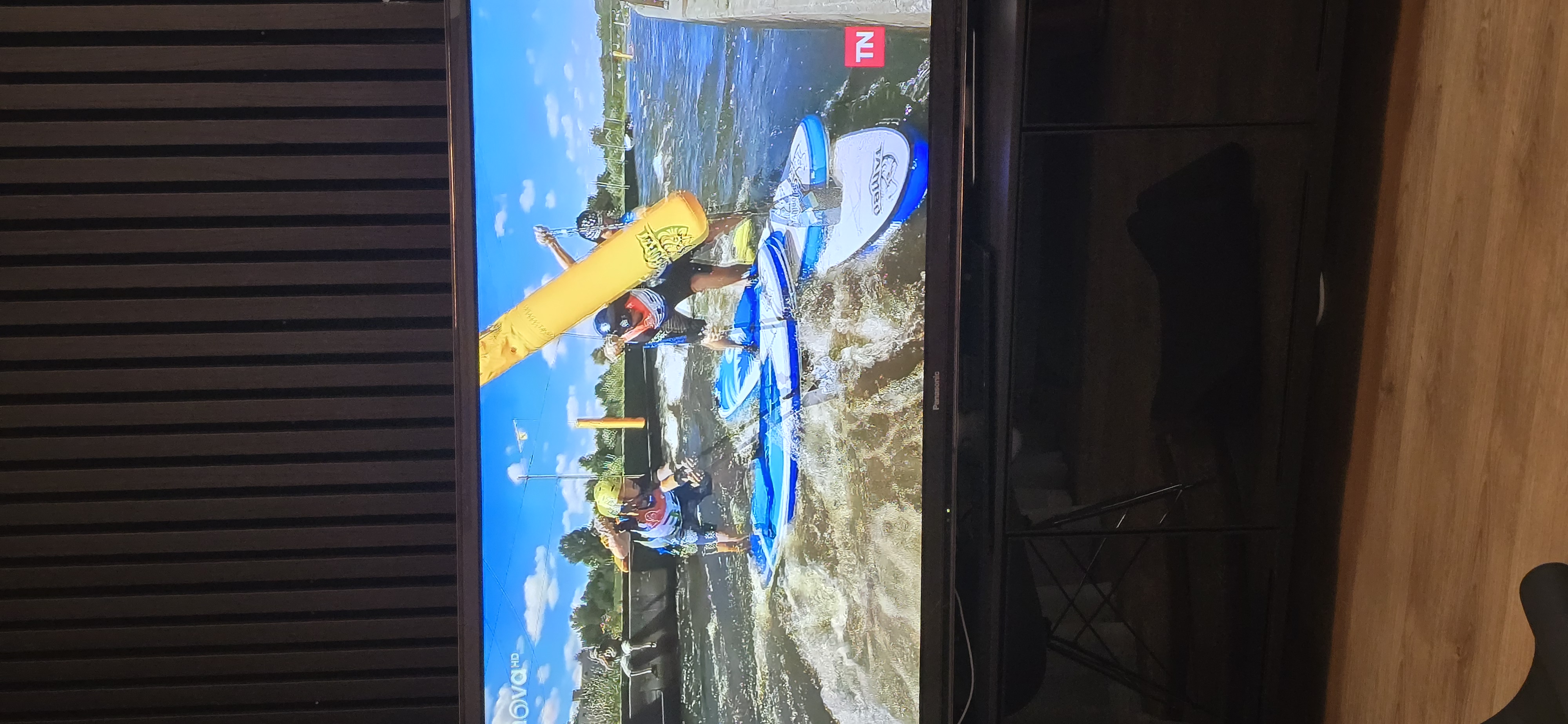 Jan Rott v pořadu Víkend na TV Nova – paddleboarding na divoké řece Honza Rott (4)